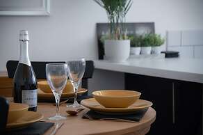 Ivy Cellar - 1 Bedroom Apartment - Tenby