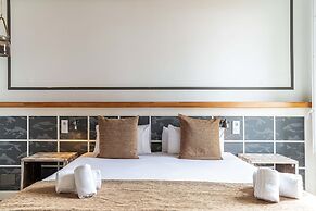 Casa Gracia Apartments