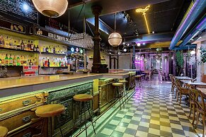 Casa Gracia Apartments