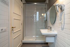 Casa Gracia Apartments