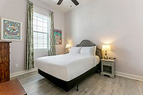 Renovated Historic 4BR House Near Magazine St & Uptown