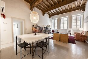 San Firenze House by Mmega