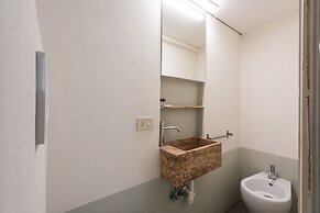 San Firenze House by Mmega