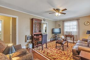 Cozy Home Away From Home In Little Rock 2 Bedroom Home by RedAwning