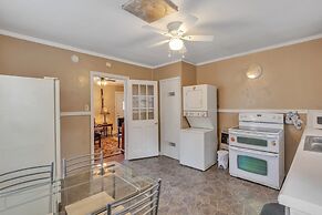 Cozy Home Away From Home In Little Rock 2 Bedroom Home by RedAwning