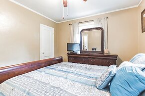Cozy Home Away From Home In Little Rock 2 Bedroom Home by RedAwning