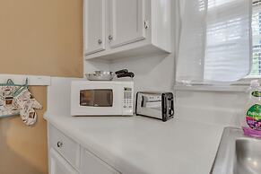 Cozy Home Away From Home In Little Rock 2 Bedroom Home by RedAwning