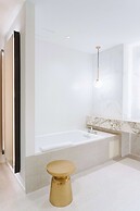 The Loren Hotel Austin