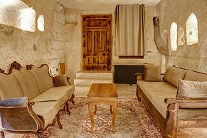 Dionysos Cave Cappadocia Hotel