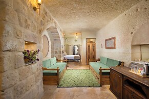 Dionysos Cave Cappadocia Hotel