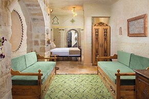 Dionysos Cave Cappadocia Hotel