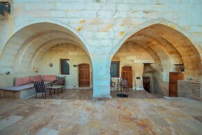 Dionysos Cave Cappadocia Hotel