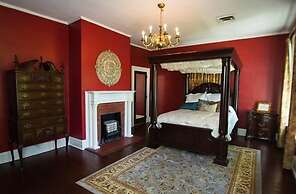 Huffman Manor Inn
