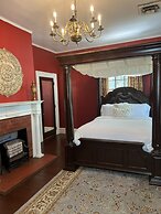 Huffman Manor Inn