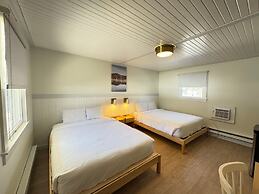 Maple Leaf Inn - Lake Placid
