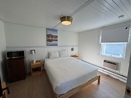 Maple Leaf Inn - Lake Placid