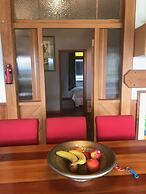 Bluff Hill Lighthouse B&B