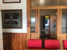 Bluff Hill Lighthouse B&B