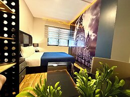 RMS Hostal - Condesa