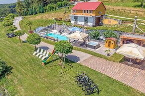 Pool & Whirlpool Villa Art Three