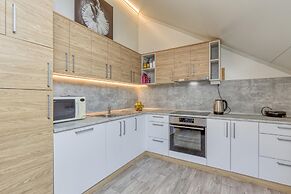 Pool & Whirlpool Villa Art Three