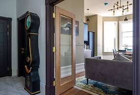 Luxe Beach Pad, Wow Sea Views at Coco By The Bay