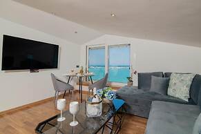 Seaview Modern Loft - Seaview Modern Loft