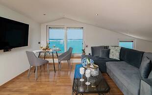 Seaview Modern Loft - Seaview Modern Loft