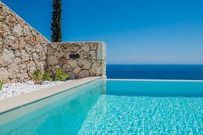 Thelxi s Suites - Brand New Seaview Suites - Thelxi s Suite II - Brand