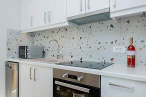 Thelxi s Suites - Brand New Seaview Suites - Thelxi s Suite II - Brand