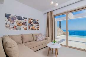 Thelxi s Suites - Brand New Seaview Suites - Thelxi s Suite II - Brand