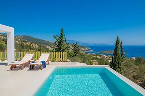 Thelxi s Suites - Brand New Seaview Suites - Thelxi s Suite II - Brand