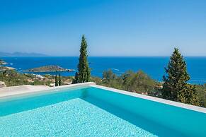 Thelxi s Suites - Brand New Seaview Suites - Thelxi s Suite II - Brand