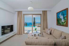 Thelxi s Suites - Brand New Seaview Suites - Thelxi s Suite II - Brand