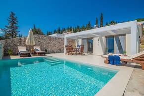 Thelxi s Suites - Brand New Seaview Suites - Thelxi s Suite II - Brand