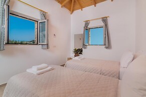 Spartia Suites - Brand New Seaview Suites - Spartia Suites - Brand New