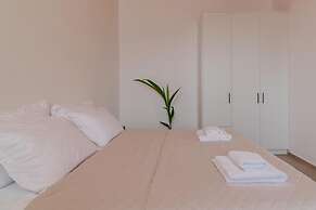 Spartia Suites - Brand New Seaview Suites - Spartia Suites - Brand New