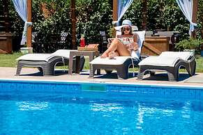 Villa Sophie - Sunny Retreat - Villa Sophie - Sunny Retreat