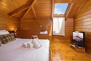 Paradise Home - On the Hill - Paradise Home - On the Hill