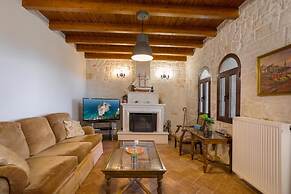 Paradise Home - On the Hill - Paradise Home - On the Hill