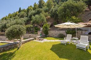 Paradise Home - On the Hill - Paradise Home - On the Hill