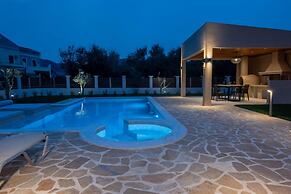 Paris Family Villa - Paris Family Villa