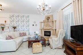 Matina s Family House With Your Private Jacuzzi - Matina s Family Hous