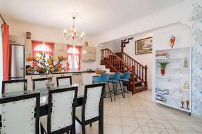 Matina s Family House With Your Private Jacuzzi - Matina s Family Hous