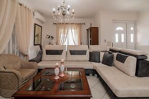 Matina s Family House With Your Private Jacuzzi - Matina s Family Hous