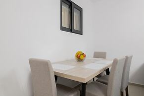 Ervin s Downtown Apartment - Ervin s Downtown Apartment