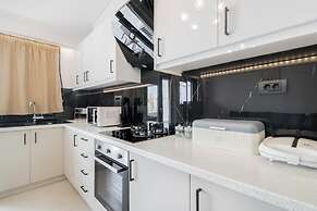 Ervin s Downtown Apartment - Ervin s Downtown Apartment