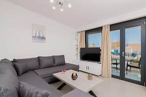 Ervin s Downtown Apartment - Ervin s Downtown Apartment