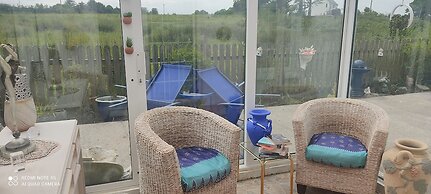 Cozy Cottage Retreat in Listowel pet Friend