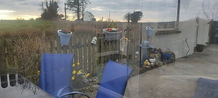 Cozy Cottage Retreat in Listowel pet Friend